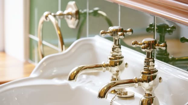 Vintage taps in gold-plated brass 