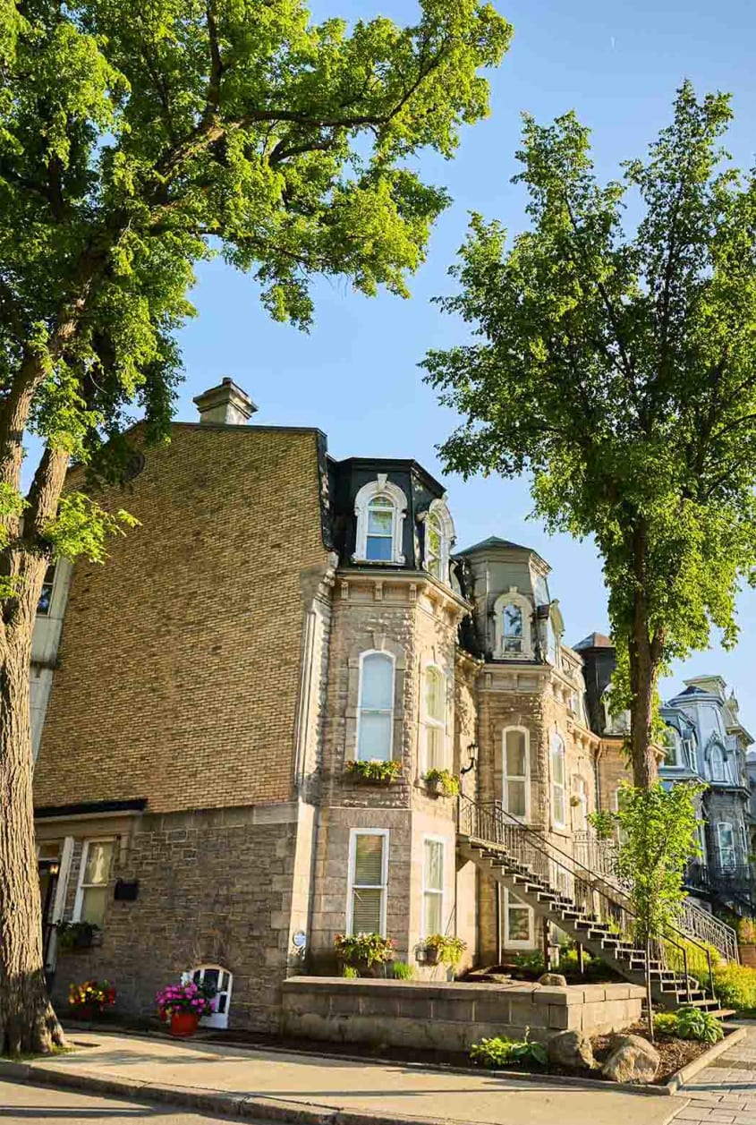 Propriétés du quartier Montcalm à Québec