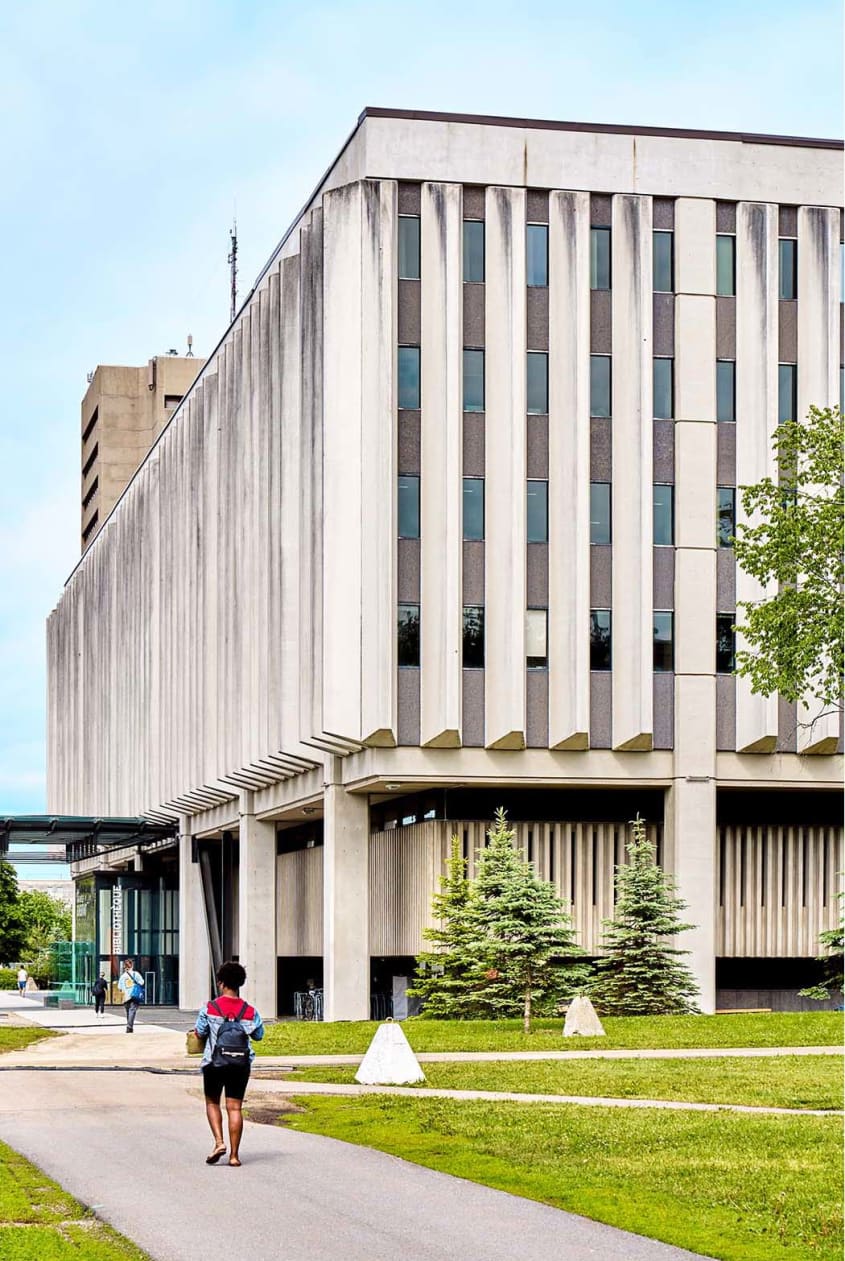 Pavillon du campus de l’Université Laval à Québec