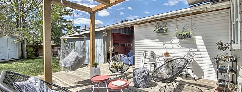 Cour arrière de la maison de Iryna en vente à Tout pour vendre