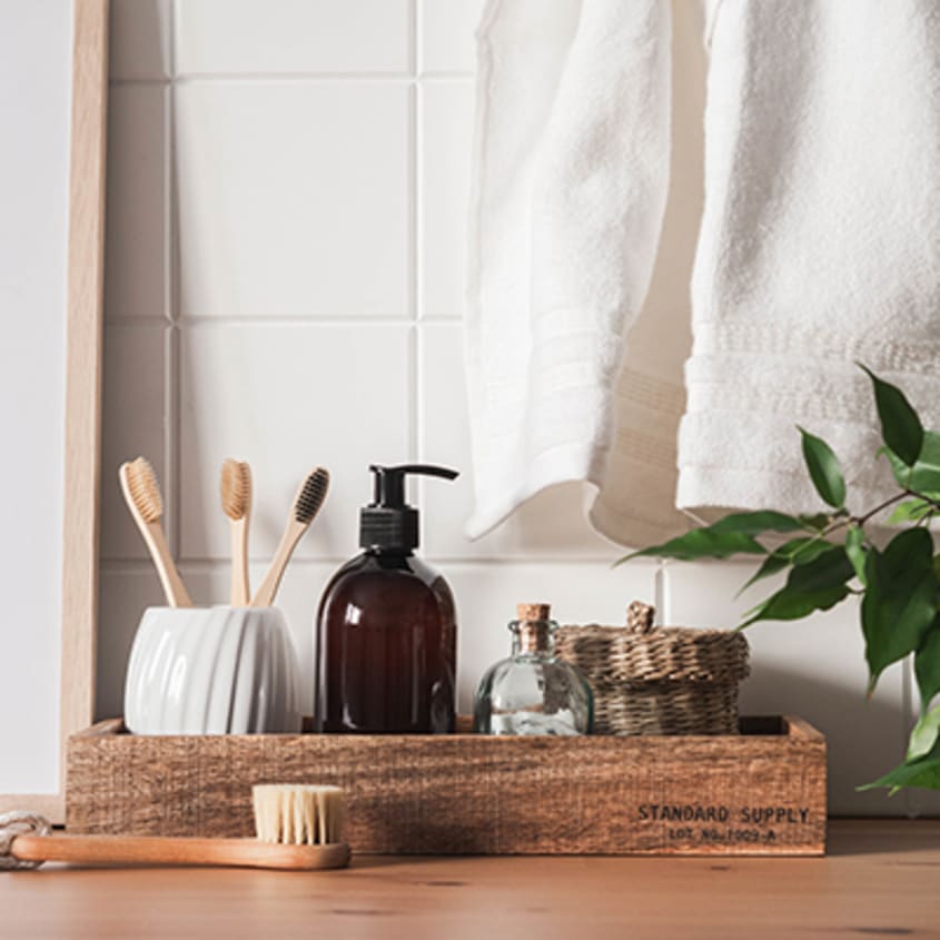 Accessoires de décoration dans une salle de bain